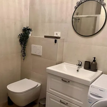 Gio By Guide * Tar-Vabriga