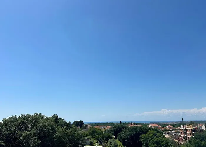 Gio By Guide 아파트